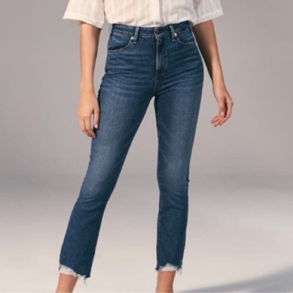 Abercrombie Simone High Rise Ankle Flare Jeans 4/27 - Picture 1 of 6